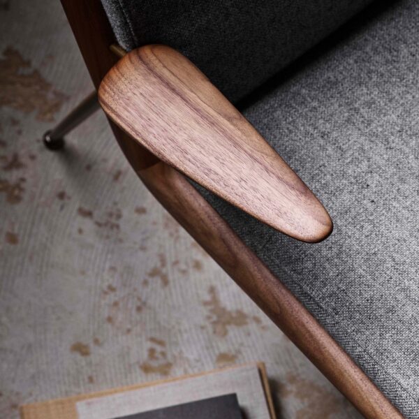 Lounge Chair Boomerang from &Tradition buy online now.