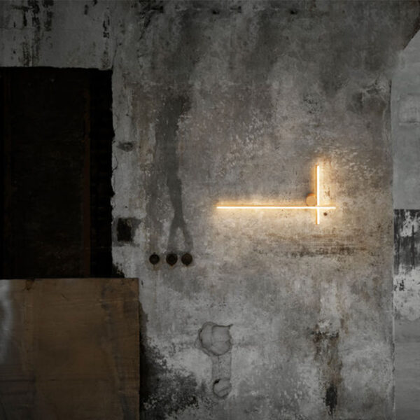 Wall lamp Coordinates from Flos buy online now