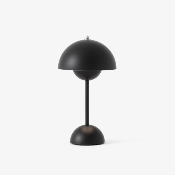 Portable table lamp Flowerpot from &Tradition buy online now.