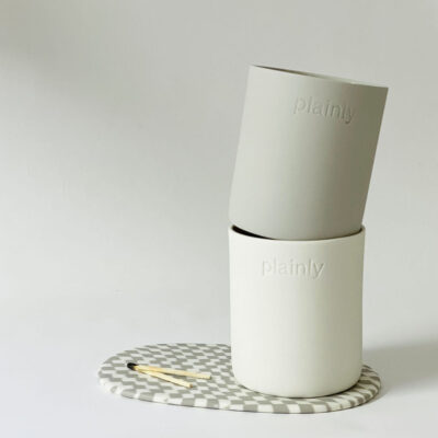 Design Duftkerze aus Porzellan von Plainly jetzt online kaufen!